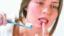 中医如何看牙龈出血可按隐白穴牙床充血